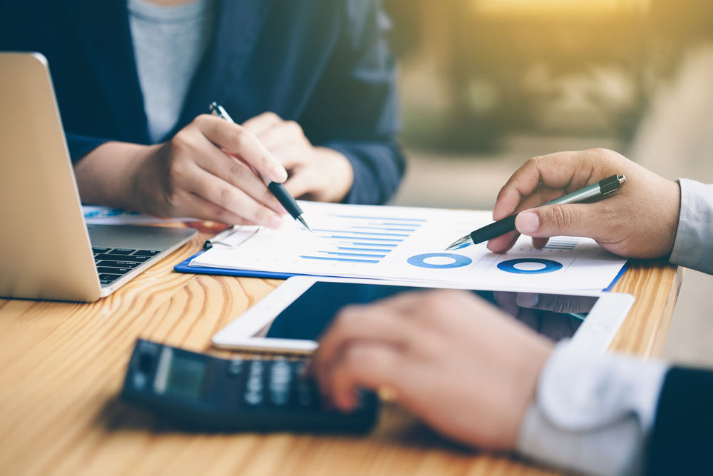 Professional bookkeeper working with financial records – Baron Bookkeeping Austin TX